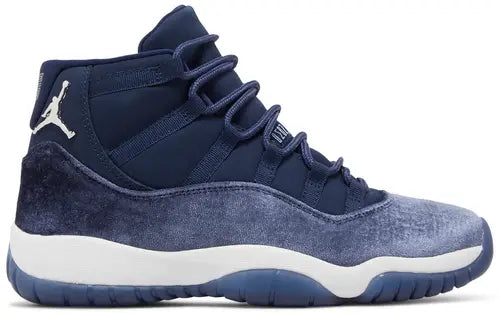 Air Jordan 11 Midnight Navy Velvet
